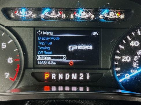 Used 2015 Ford F150 XL w/ Equipment Group 101A Mid AWD/4WD image 15
