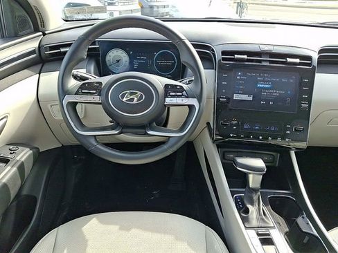 Used 2023 Hyundai Tucson SEL w/ Convenience Package image 11