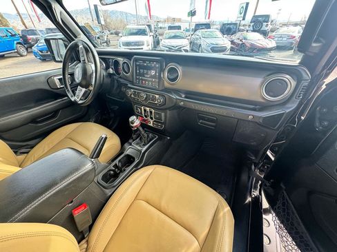 Used 2018 Jeep Wrangler Unlimited Rubicon AWD/4WD image 22