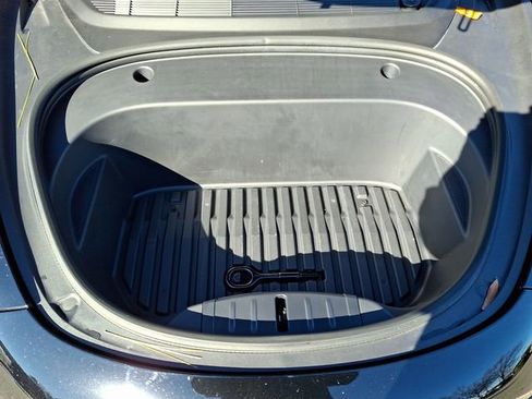 Used 2023 Tesla Model 3 Performance image 37