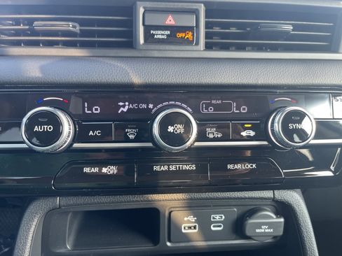 New 2025 Honda Pilot EX-L image 30