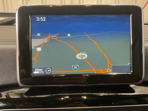 Used 2015 Mercedes-Benz G 63 AMG 4MATIC image 21