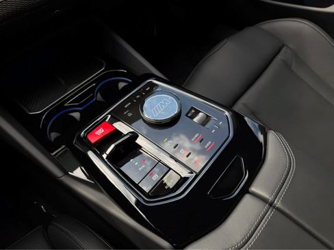 Used 2026 BMW M5 AWD/4WD image 29