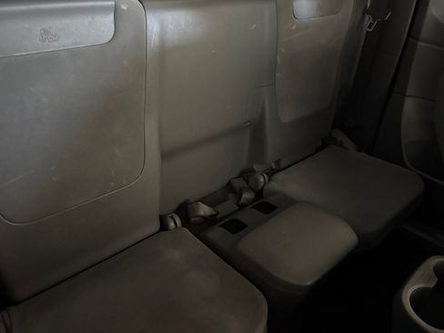 Used 2011 Toyota Tacoma 2WD Access Cab image 29