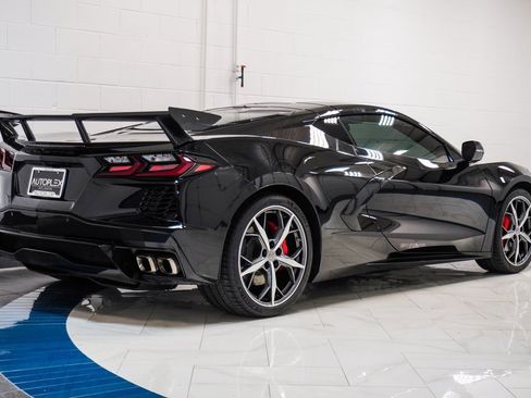 Used 2021 Chevrolet Corvette Stingray Coupe w/ 1LT image 28