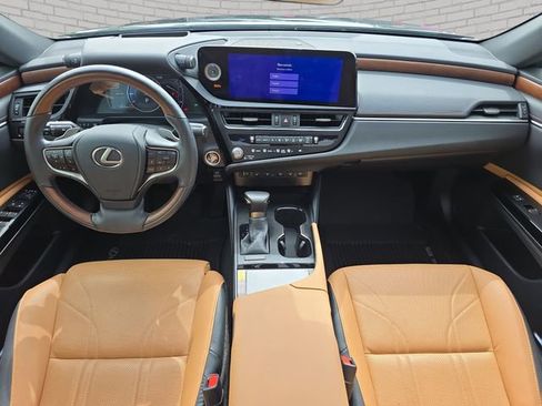 Used 2024 Lexus ES 350 w/ Technology Package FWD image 10