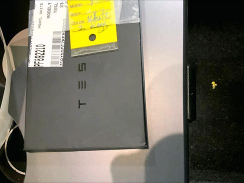 Used 2023 Tesla Model Y AWD image 35