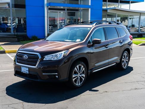 Used 2021 Subaru Ascent Limited w/ Technology Package AWD/4WD image 2