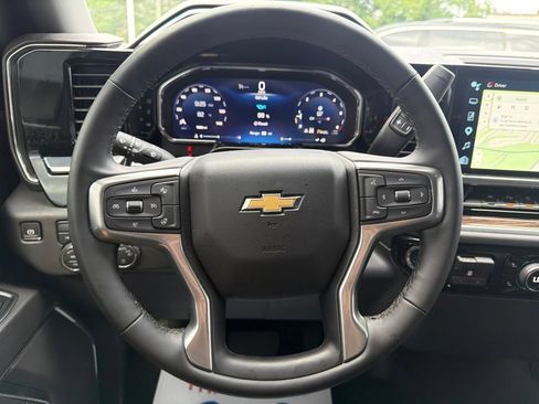 Certified 2026 Chevrolet Silverado 1500 LT w/ Safety Package AWD/4WD image 17