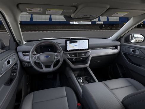 New 2026 Ford Explorer Active AWD/4WD image 9