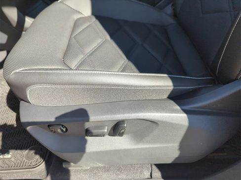 New 2026 Volkswagen Atlas SE image 30