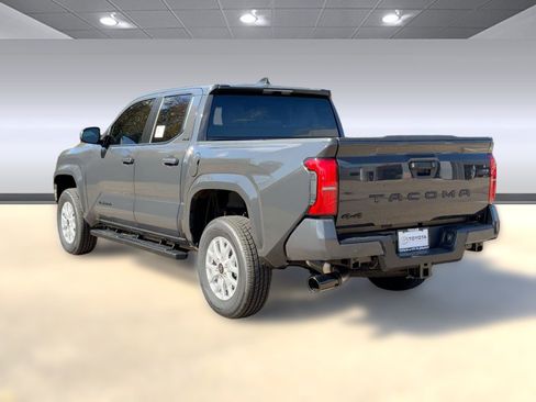 New 2025 Toyota Tacoma SR5 image 3