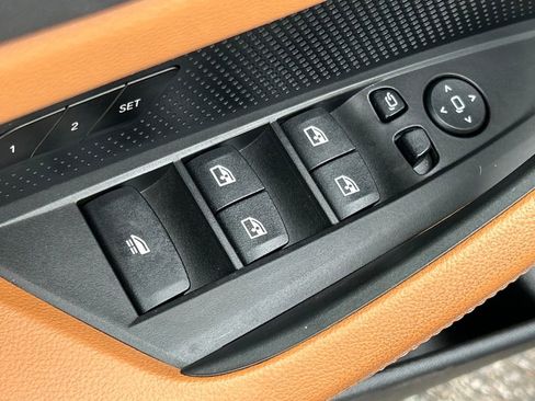 Used 2023 BMW 430i xDrive Convertible w/ M Sport Package image 52