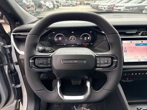 New 2026 Jeep Cherokee Overland image 10