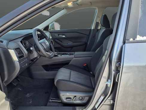 New 2026 Nissan Rogue SV image 11