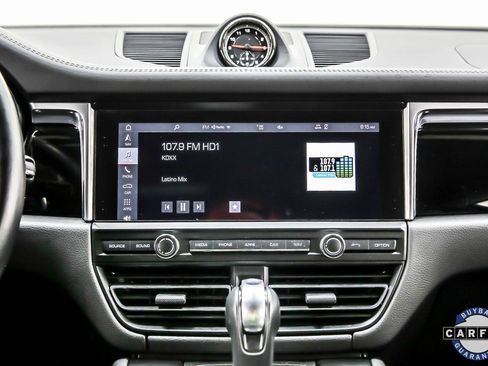 Used 2021 Porsche Macan S w/ Premium Package image 19