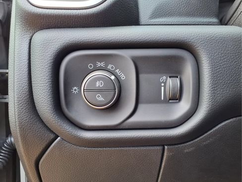 New 2026 RAM 2500 Big Horn AWD/4WD image 21