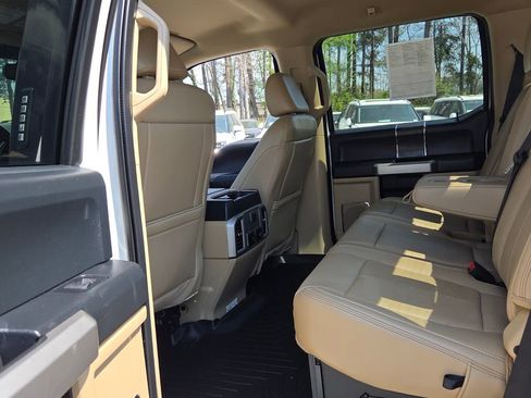 Used 2021 Ford F250 Lariat w/ Lariat Ultimate Package image 6