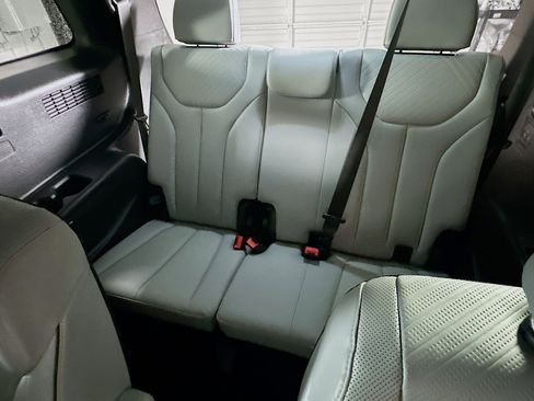 Used 2025 Hyundai Palisade SEL image 28