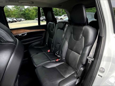Certified 2023 Volvo XC90 B5 Plus image 19