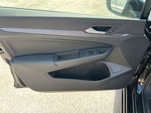 New 2026 Volkswagen Golf AWD/4WD image 17