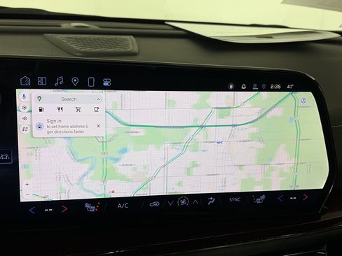 Used 2024 Chevrolet Traverse Z71 w/ Enhanced Driving Package image 22