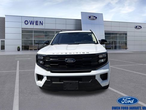 Certified 2025 Ford Expedition Max Active AWD/4WD image 2
