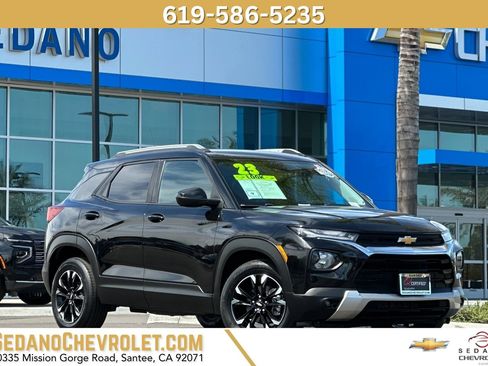 Used 2023 Chevrolet TrailBlazer LT w/ Convenience Package FWD image 1