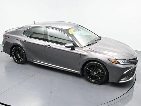 Used 2022 Toyota Camry XSE w/ Carpet Mat Package (TMS) FWD image 40