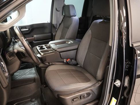 Used 2020 Chevrolet Silverado 1500 LT w/ All-Star Edition AWD/4WD image 3