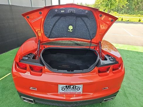 Used 2010 Chevrolet Camaro SS w/ LPO, Ground Effects Package RWD image 22