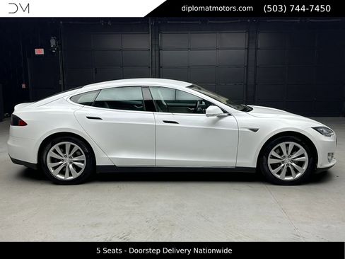 Used 2013 Tesla Model S Performance RWD image 8