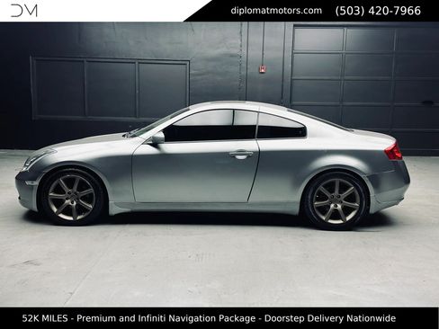 Used 2004 INFINITI G35 Coupe w/ Premium Pkg RWD image 4