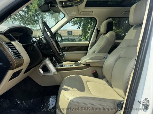 Used 2018 Land Rover Range Rover HSE AWD/4WD image 14