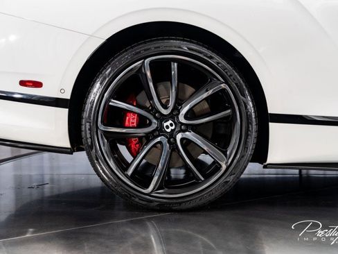 Used 2020 Bentley Continental GT First Edition image 30