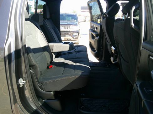 Used 2022 RAM 1500 Lone Star image 16