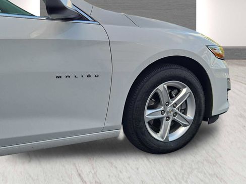Used 2024 Chevrolet Malibu LS FWD image 11
