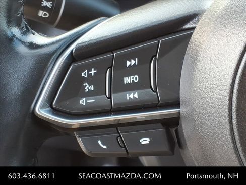 Used 2018 MAZDA MAZDA3 Touring image 20