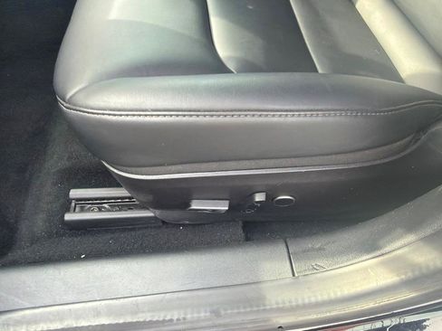 Used 2018 Tesla Model 3 Long Range RWD image 18