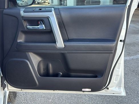 Used 2023 Toyota 4Runner Limited image 26