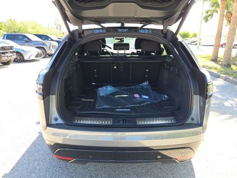 Used 2026 Land Rover Range Rover Velar Dynamic SE image 7