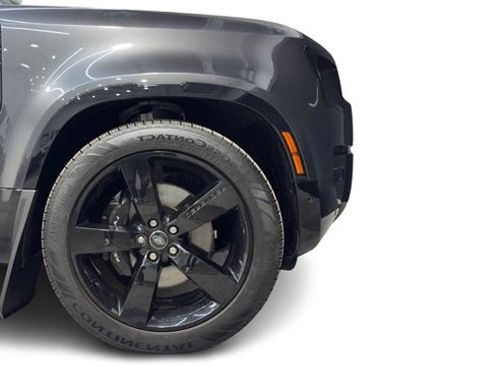 Used 2025 Land Rover Defender 110 V8 image 8