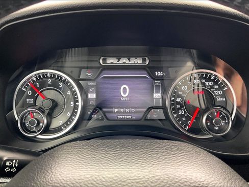 Used 2022 RAM 1500 Big Horn AWD/4WD image 22