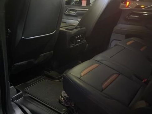 Used 2024 GMC Sierra 2500 AT4 w/ AT4 Premium Plus Package image 8