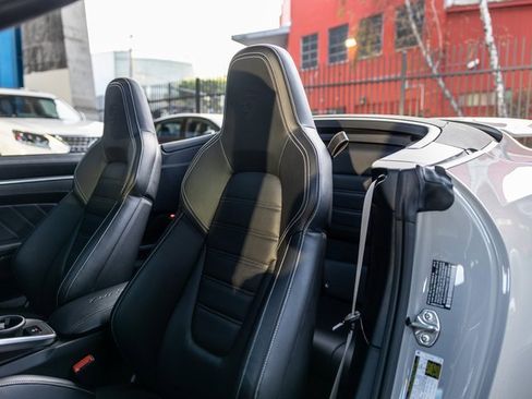 Used 2022 Porsche 911 Turbo S image 5