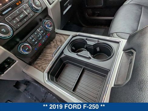 Used 2019 Ford F250 Lariat w/ Lariat Ultimate Package image 18