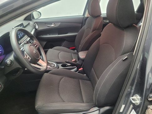 Used 2020 Kia Forte LXS FWD image 17