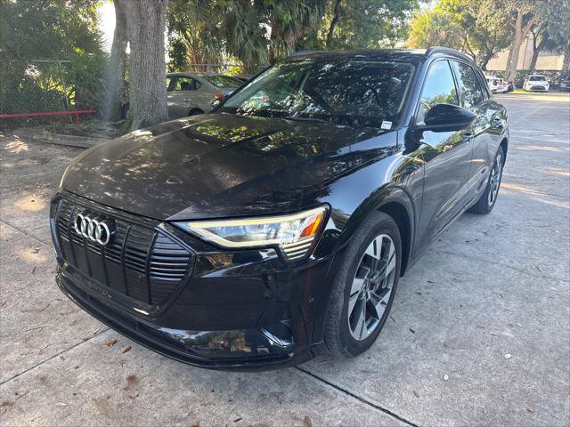 Used 2021 Audi e-tron Premium w/ Convenience Plus Package AWD/4WD image 2