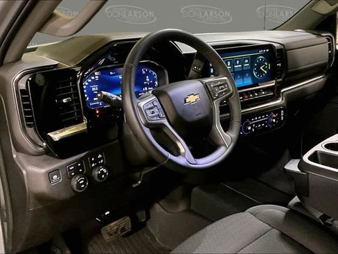 Certified 2024 Chevrolet Silverado 1500 LT AWD/4WD image 18