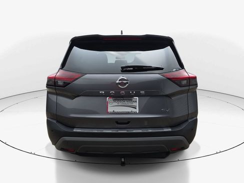 Used 2021 Nissan Rogue SV FWD image 5